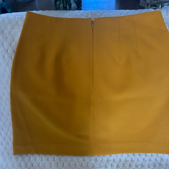Ann Taylor Mustard Pencil Skirt - Picture 2 of 3